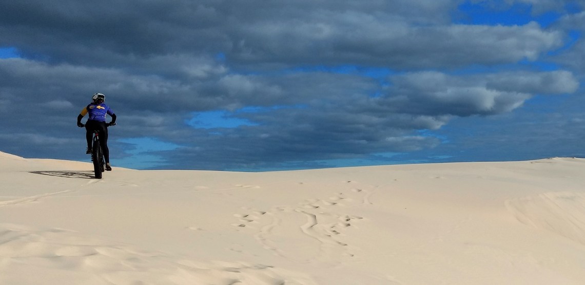 As dunas e as nuvens