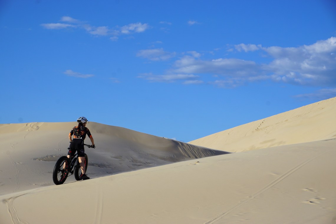 Caminhos a escolher nas dunas